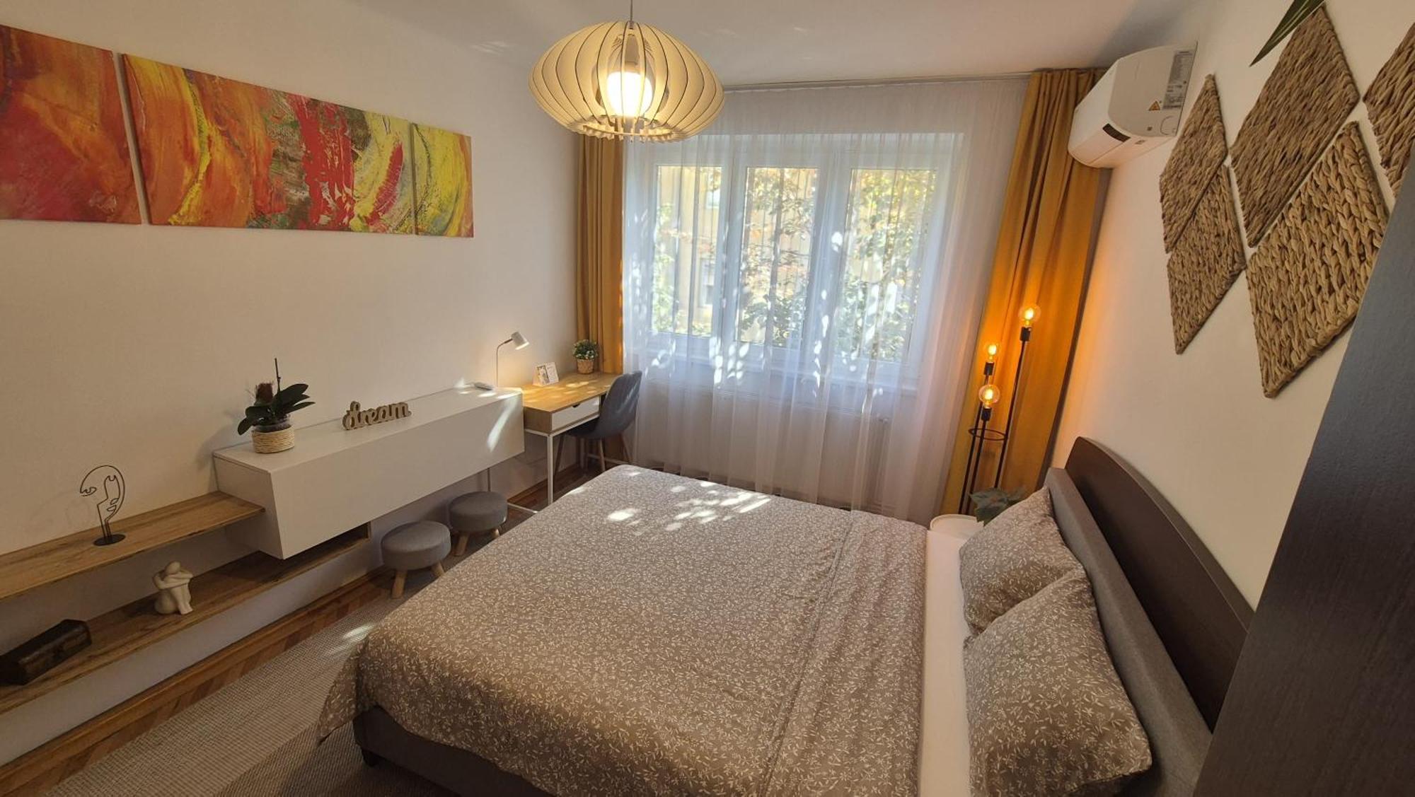 Tusmorez Central Apartment Тиргу-Муреш Екстер'єр фото